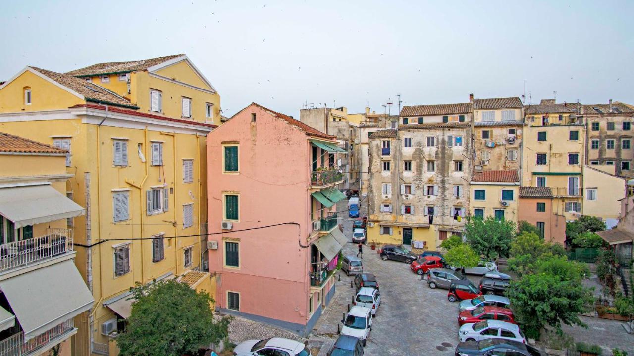 Heart-Warming Eleni Apartment In Corfu Town Exterior foto